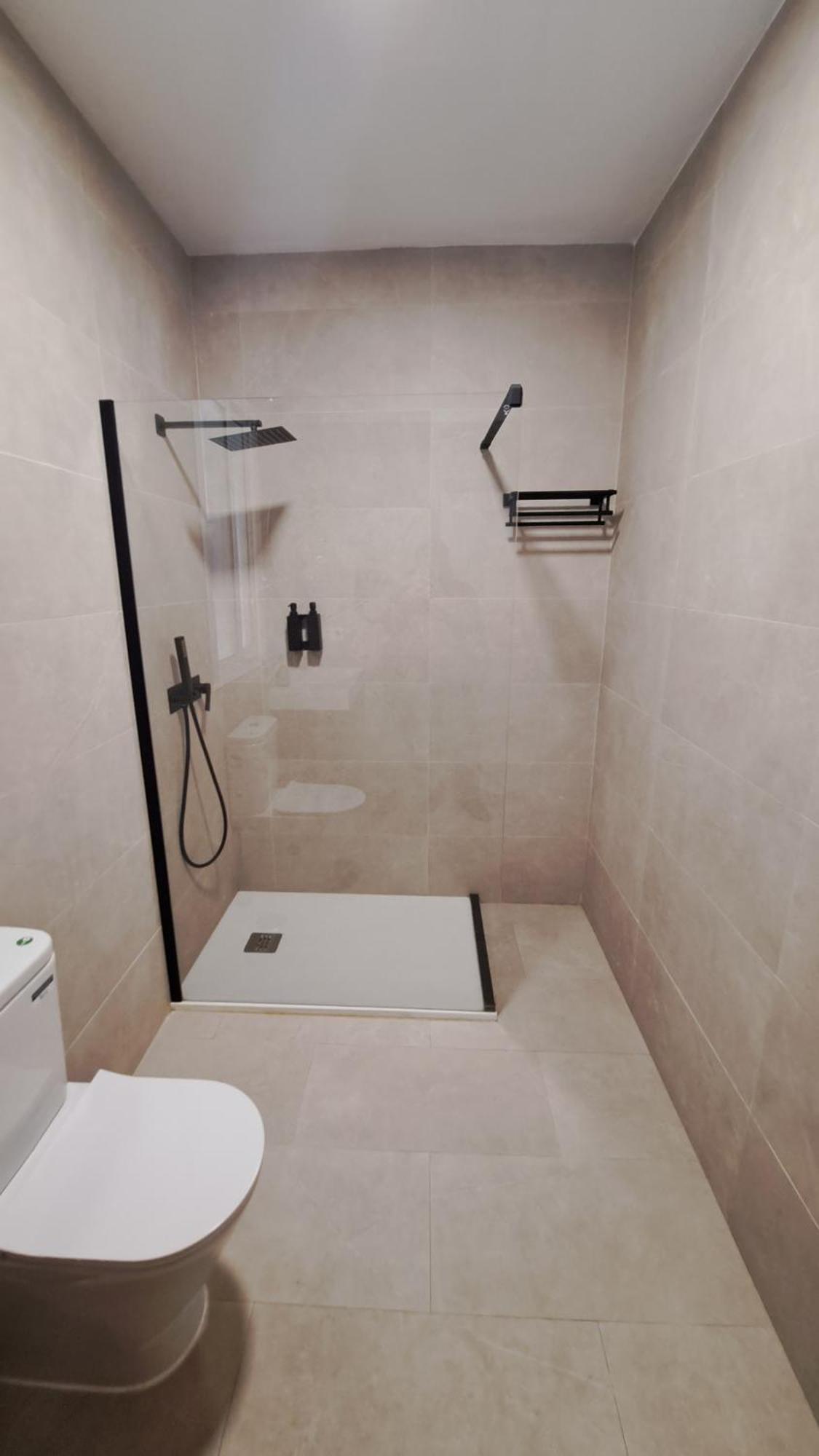 Ms4 Apartamentos Nervion Sevilla Exterior foto